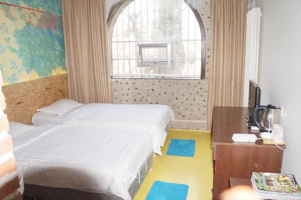 Old Observatory Youth Hostel Qingdao Shinan Exterior photo